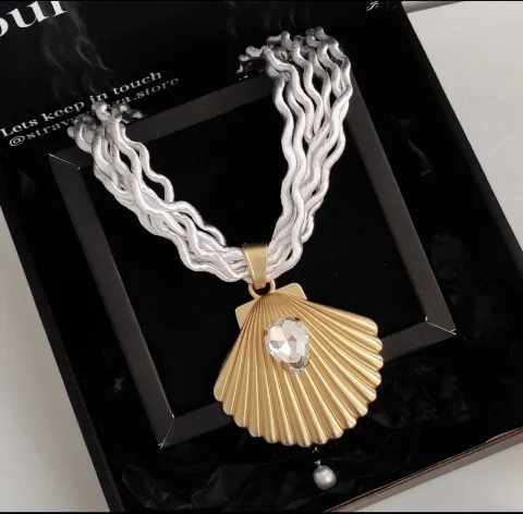 Collar Vela