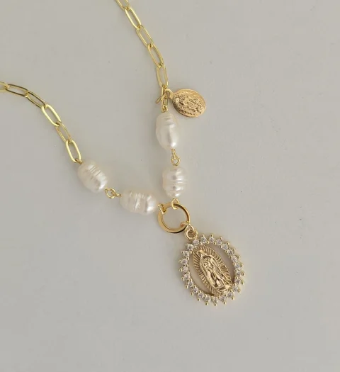 Collar Virgen de Guadalupe 1